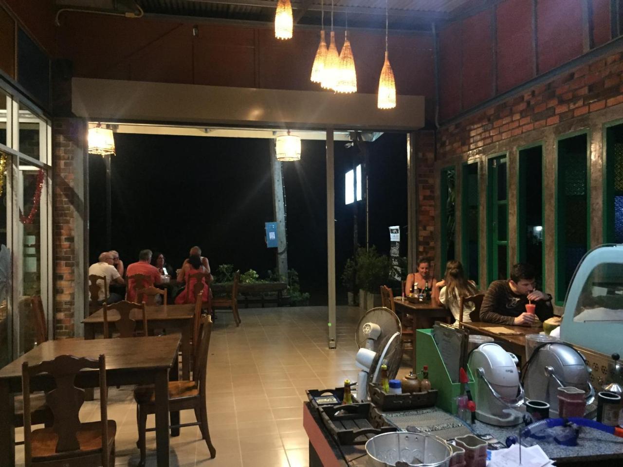 ホテル Cocco House Ao Nang エクステリア 写真